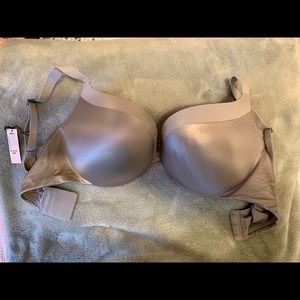 UNWORN Victoria’s Secret Padded Bra